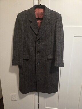 Vintage Gray Herringbone Long 100% Wool Overcoat Men's Size Large